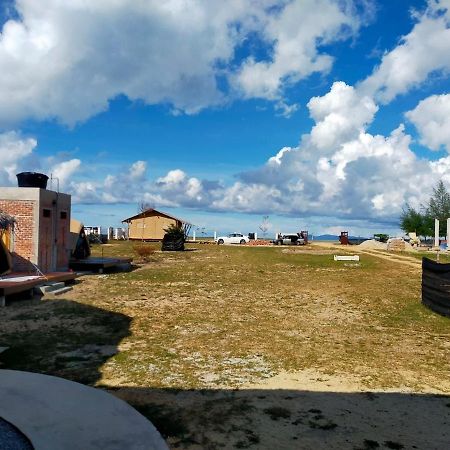 Rembulan Escape Bell Tent 2 Kampung Penarik Bagian luar foto
