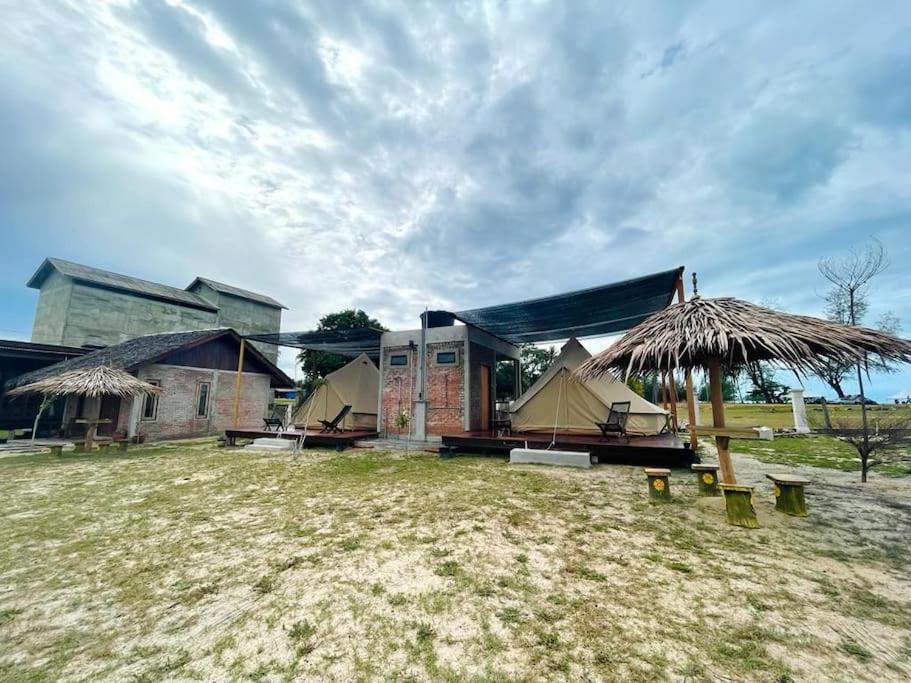 Rembulan Escape Bell Tent 2 Kampung Penarik Bagian luar foto