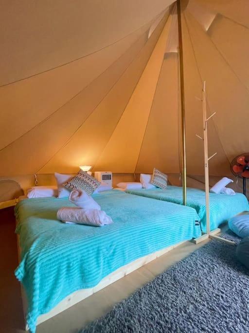 Rembulan Escape Bell Tent 2 Kampung Penarik Bagian luar foto